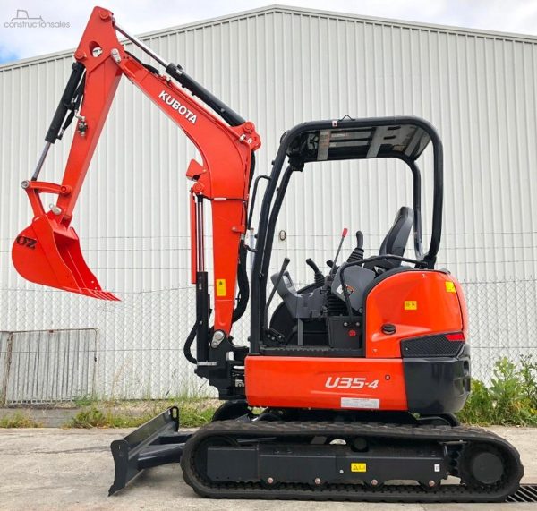 KUBOTA U-35 EXCAVATOR